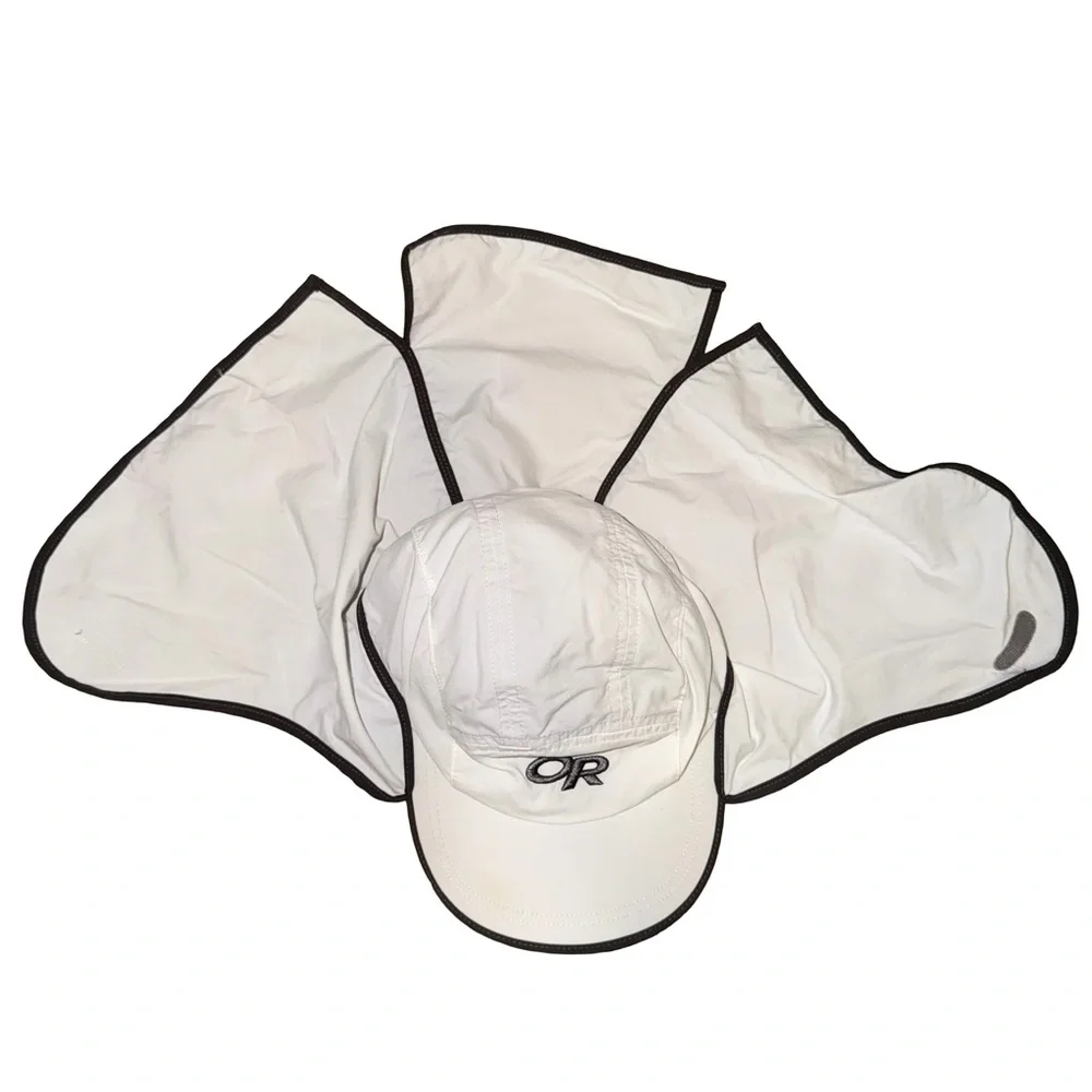 Outdoor Research white Sun Hat with Black Trim‎ baby 1-3 years